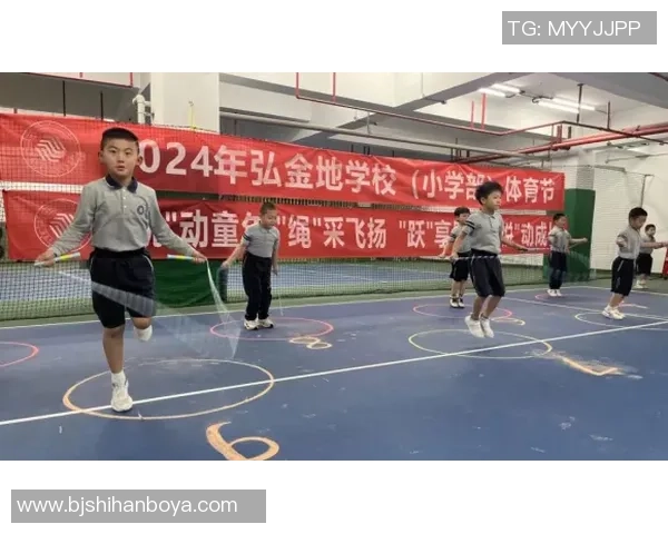在校园篮球队的拼搏与成长中收获友谊与梦想的故事
